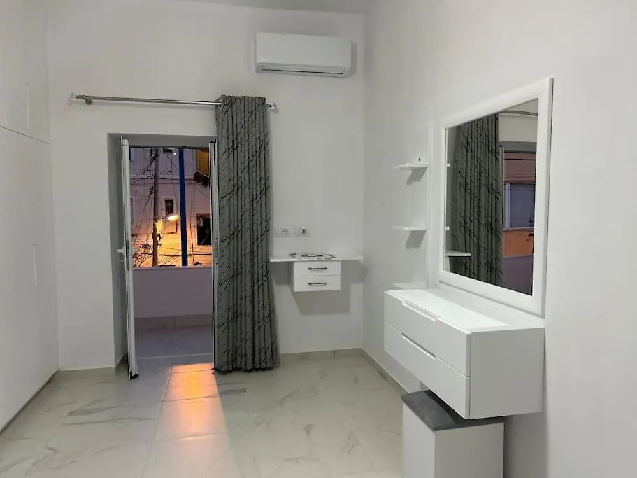 Todi'S Apartment Sarande